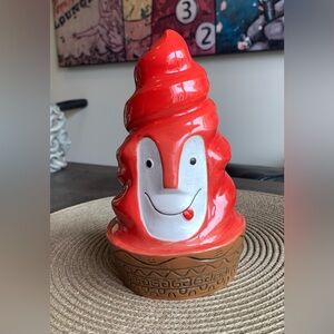 Lost Temple Traders Swirly Bob Tiki Mugs